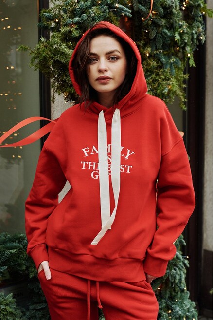 FAMILY IS THE BEST GIFT RED WINTER WOMEN'S HOODIE