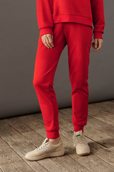 RED CLASSIC PANTS